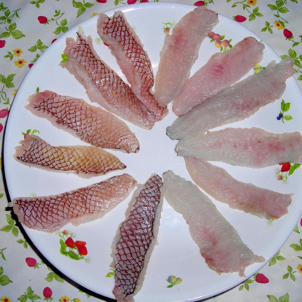 釣ったカサゴ ガシラ の三枚卸の処理方法 レシピ 作り方 By Twyukitama Fos2猫ぽんた 楽天は餌 楽天レシピ 釣ったカサゴ ガシラ の三枚卸の処理方法 レシピ 作り方 By Twyukitama Fos2猫ぽんた 楽天は餌 楽天レシピ